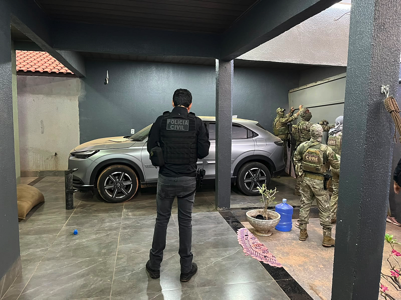LIBERTAS - Polícia Civil deflagra operação contra grupo investigado por extorquir comerciantes em Nova Mutum