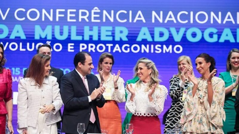 4ª Conferência da mulher: Em ato simbólico Milena Gama faz abertura da CNMA em Curitiba (PR)