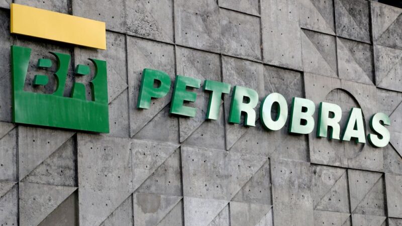 Pietro Mendes é reeleito na presidência do conselho da Petrobras