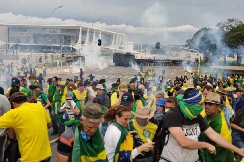 Mato-grossenses condenados pelo STF por participação nos ataques de 8 de janeiro em Brasília estavam com “bolitas, estilingue e facão”