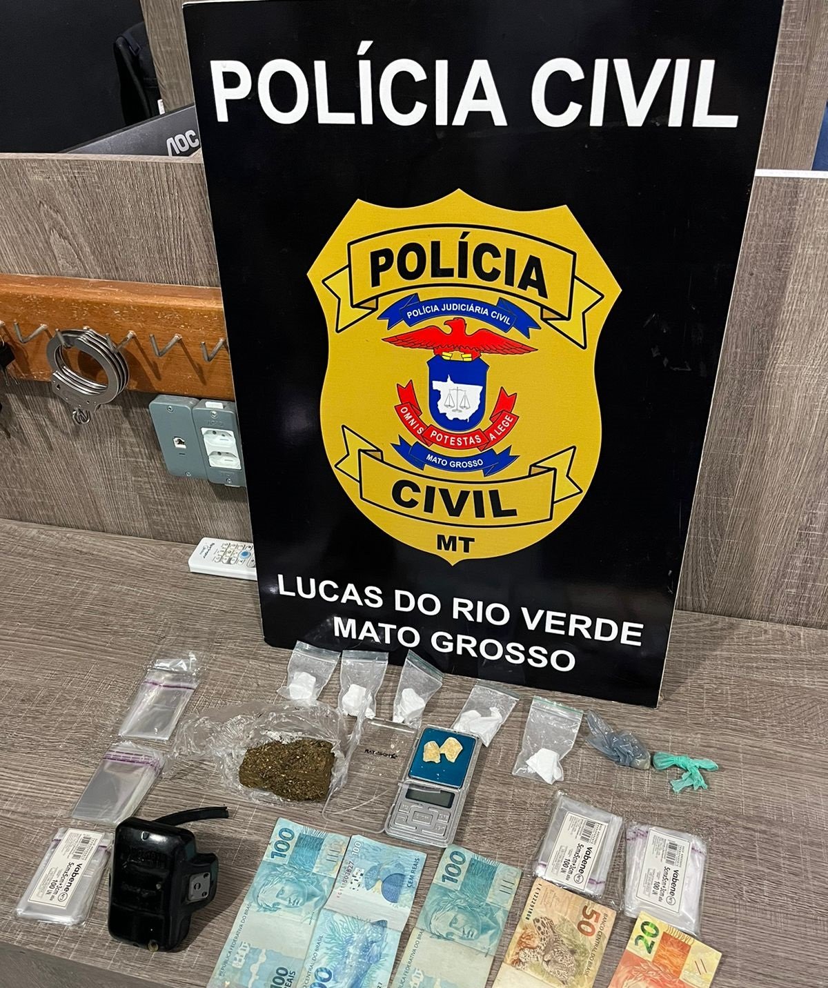 Polícia Civil  prende dois foragidos da Justiça em Lucas do Rio Verde