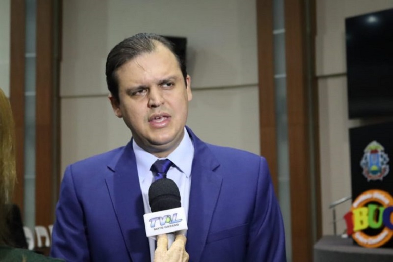 Deputado estadual Thiago Silva (MDB) nega acordo com Sachetti e diz que vice será definido nos próximos dias