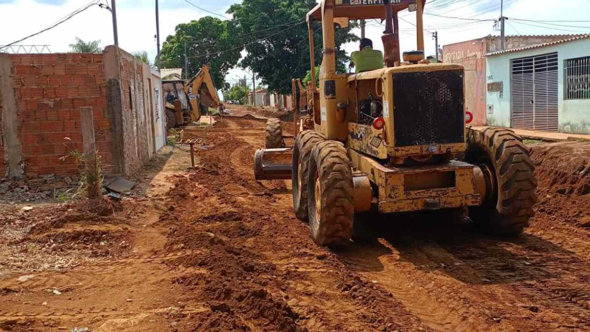 Asfalto no Caiobá tem prazo prorrogado por mais 180 dias e obra supera os R$ 4,4 milhões