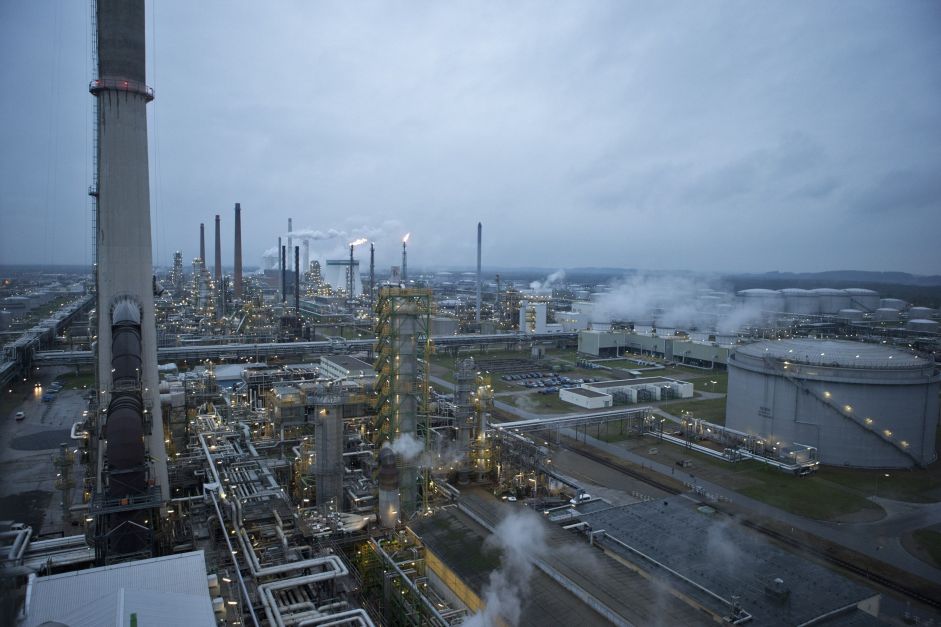 Petroleiros não poupam Prates de críticas e citam Chambriard como aliada em refino e indústria naval