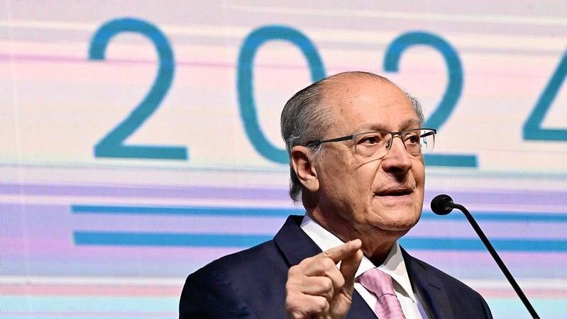 Quanto menor os juros, melhor para o desenvolvimento do país, disse Alckmin 