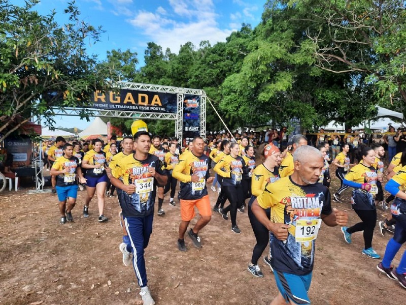 Rotam Extreme: Polícia reúne 2,5 mil pessoas em tradicional corrida com obstáculos em Cuiabá