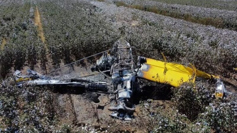 Piloto sai ileso após queda de avião em plantação de algodão na MT-423