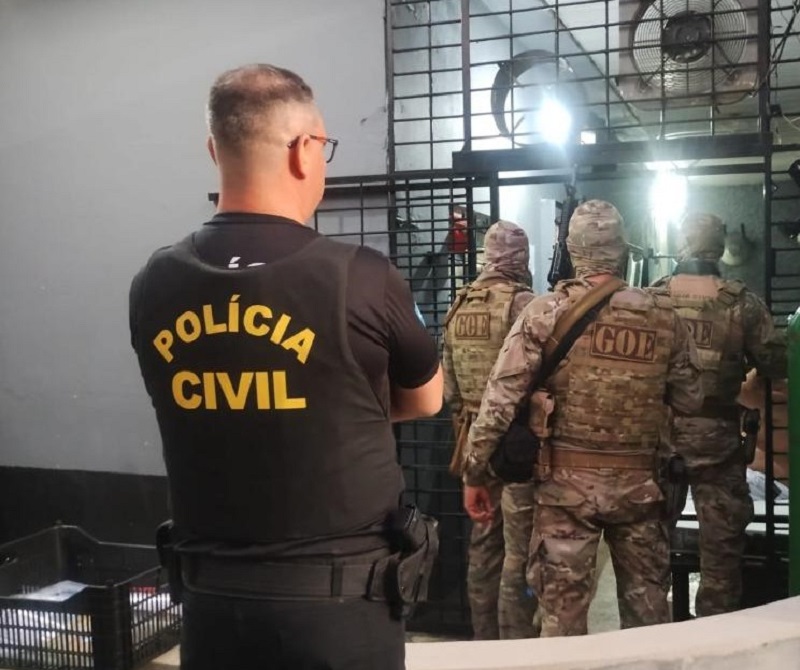 Polícia Civil indicia 19 pessoas em esquema de lavagem de dinheiro do tráfico liderado por criminoso de dentro da cadeia