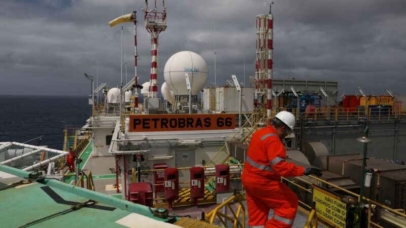 Produção de petróleo do Brasil tem alta em junho, aponta ANP