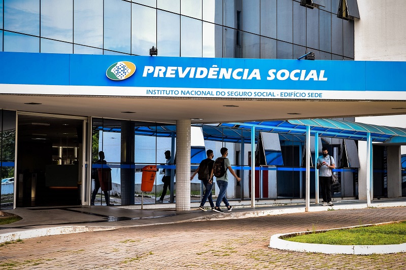 Governo fará acordos com 170 mil segurados do INSS para pagar benefícios