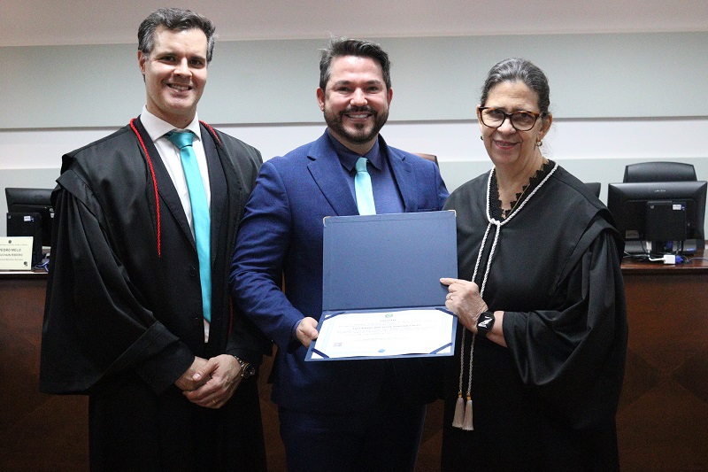 Despedida em seção solene de Eustáquio Inácio de Noronha Neto do TRE-MT