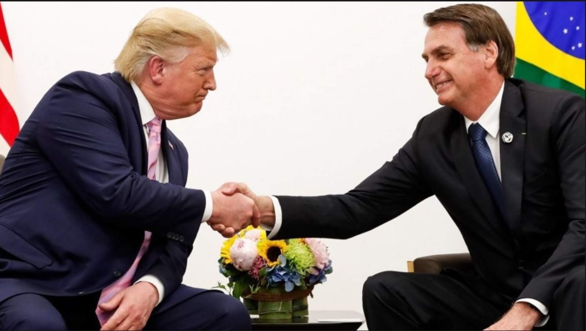 MAIS UMA FACK : Bolsonaro grava vídeo em apoio a Trump e diz que está inelegível 'sem ter cometido crime