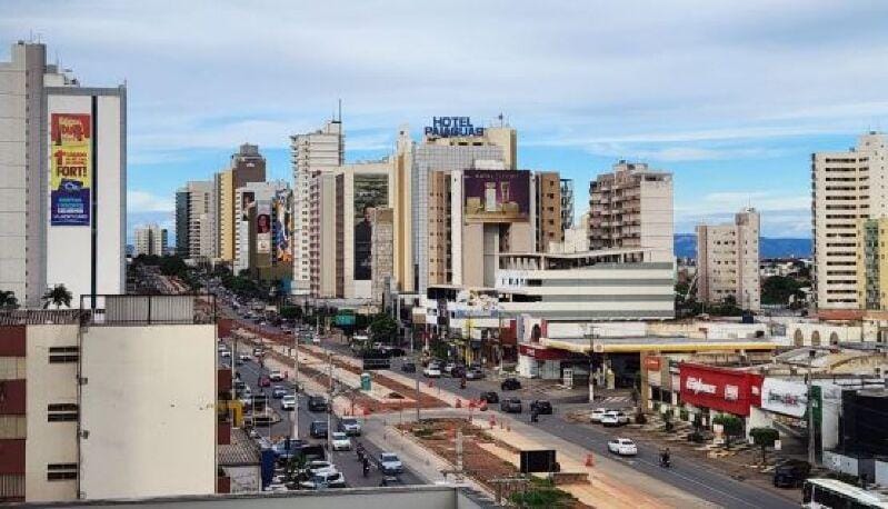 Comerciantes afetados pelo atraso nas obras do BRT em Cuiabá voltam a pedir redução do ICMS e IPTU