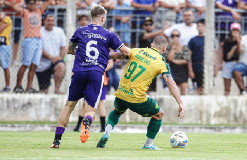 Cuiabá sai na frente na final do Mato-Grossense, vence Primavera de virada