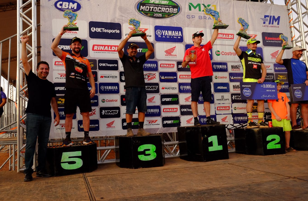 3ª etapa do Campeonato Brasileiro de Motocross tem primeiros vencedores