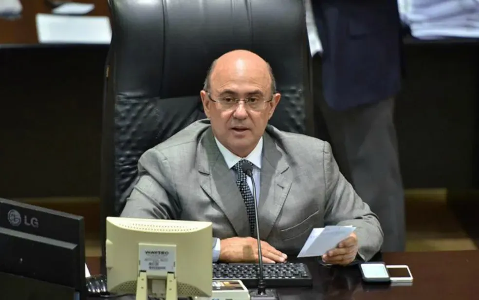 TJ rejeita recurso de José Riva e mantém penhora de 7 imóveis