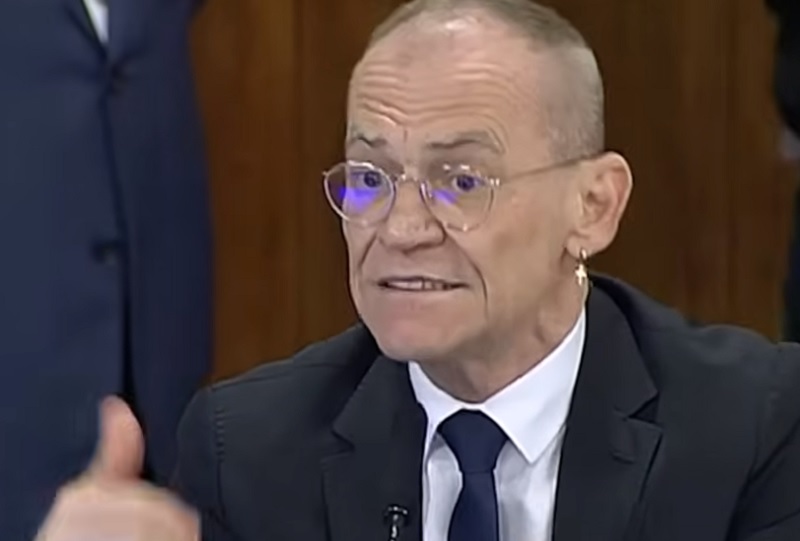 Contarato se revolta com aumento de deputados e escracha mamata e privilégios do parlamento💥