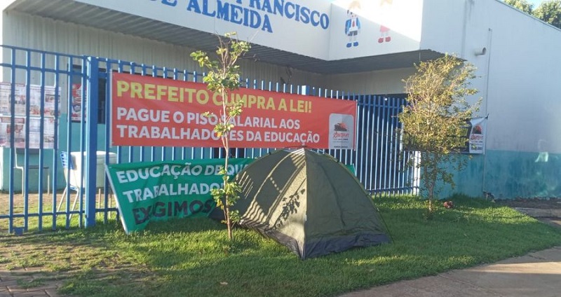 Devido aos atrasos salariais, subsede convoca assembleia e ato público para sexta-feira (25)