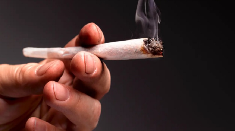 CHEIRINHO CONHECIDO : Suspeita de consumo de maconha não autoriza entrada no domicílio, diz STJ