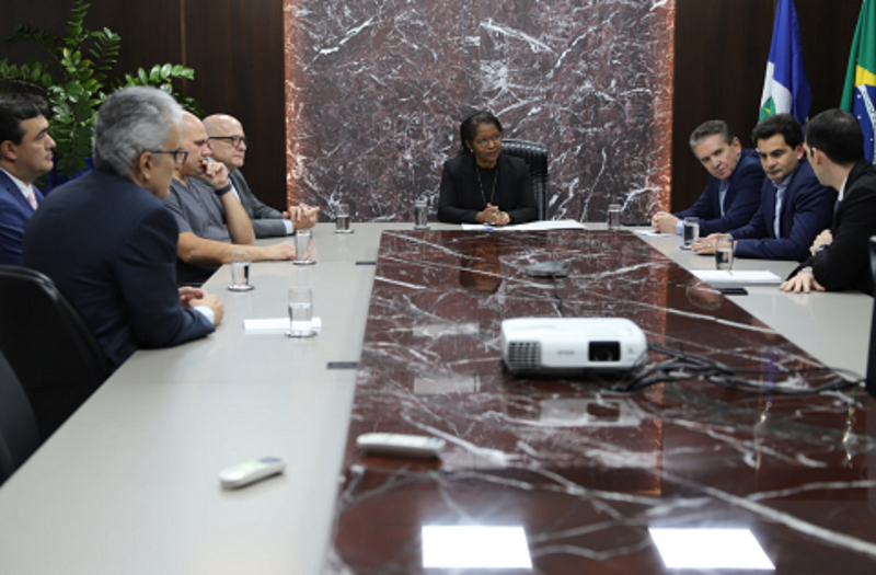 TRT, TCE, Governo e Prefeitura discutem soluções para dívidas trabalhistas da Santa Casa