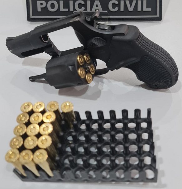 Suspeito de alta periculosidade envolvido em furtos e latrocínio após perseguição é preso pela PCMT