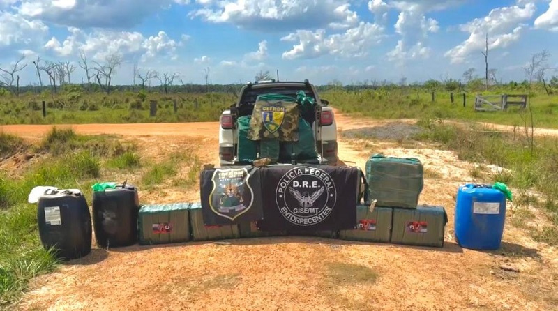 Gefron, Polícia Federal e PM de Rondônia apreendem meia tonelada de drogas em pista clandestina