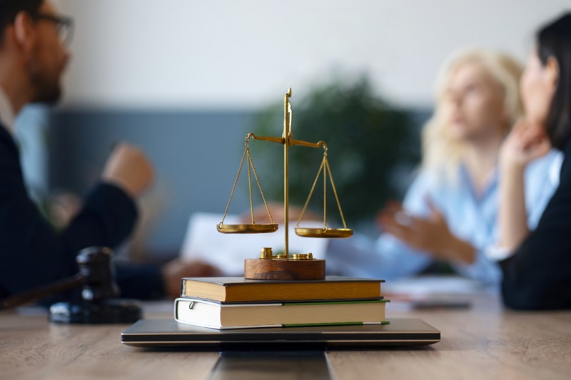 SIMETRIA INEXISTENTE: Réu em ACP ajuizada por associação pode ser condenado a pagar honorários