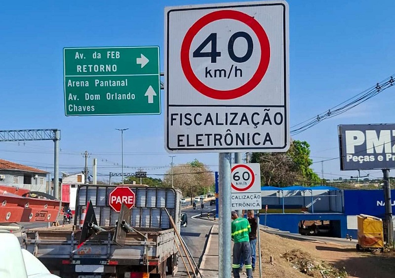 Atenção motoristas, novo limite de velocidade na Avenida Miguel Sutil, entre Várzea Grande e Cuiabá, foi alterada de 60 km/h para 40 km/h.