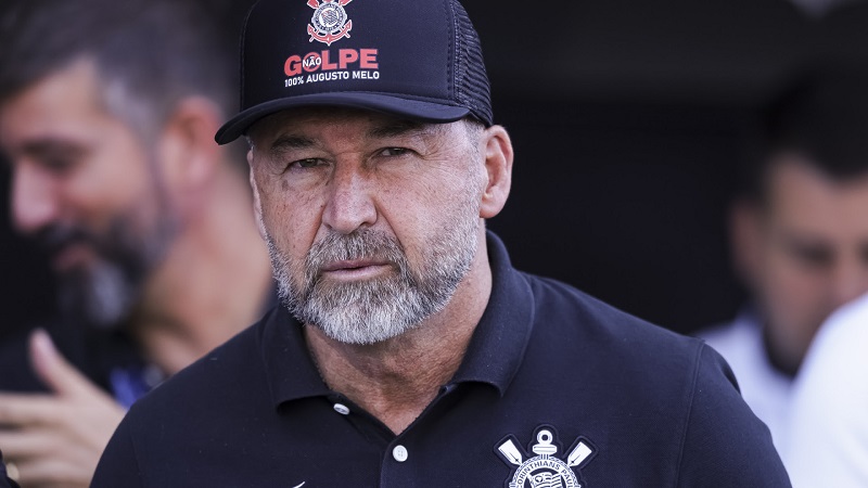 Augusto Melo é destituído da presidência do Corinthians