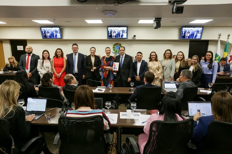 Comitiva de Lucas do Rio Verde realiza visitas institucionais em Brasília