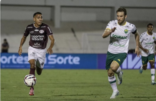 34 PONTOS: Cuiabá acorda no 2º tempo e busca empate com Ferroviária em 2x2