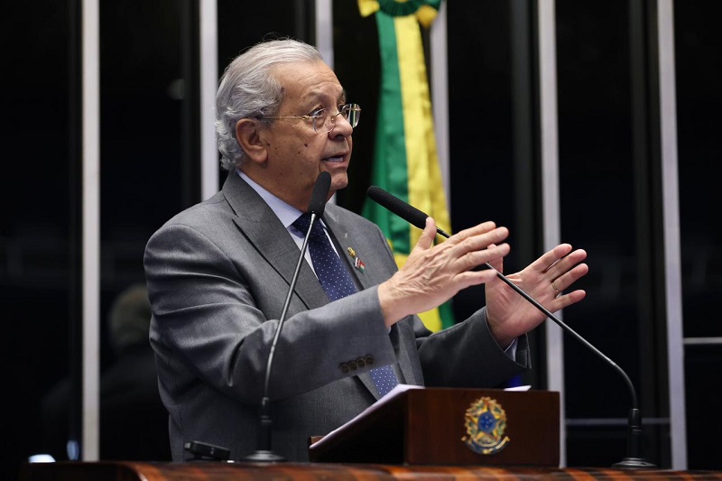 Jayme Campos anuncia voto contra a PEC da Blindagem e critica "proteção a bandidos"
