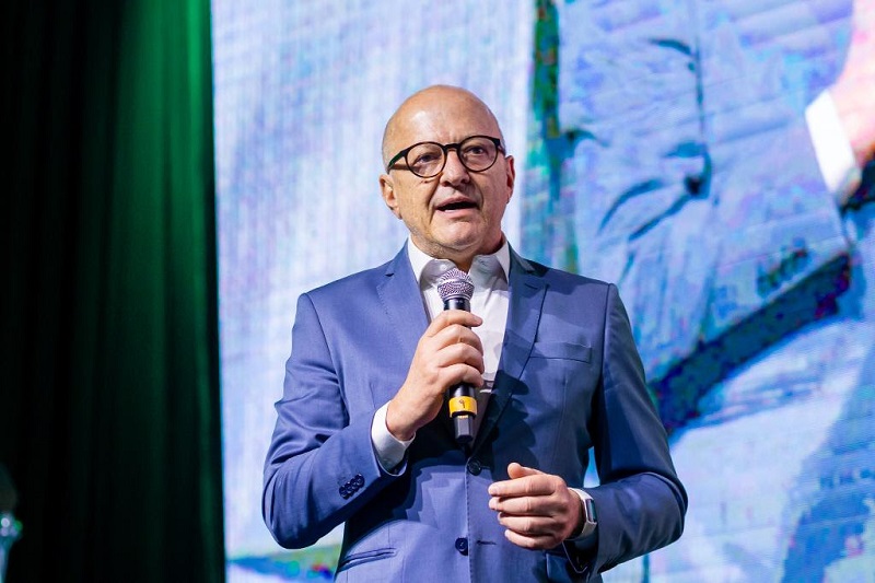 Vice-governador reforça compromisso do Estado em manter investimentos em infraestrutura, educação e saude