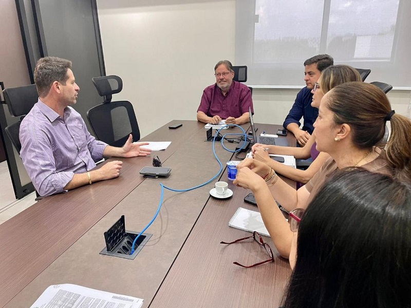 - Ana Lazarini | SES-MT