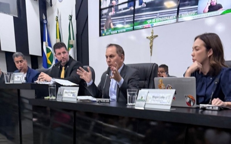 CPI da Câmara de Cuiabá que investiga contrato do estacionamento indicia ex-prefeito de Cuiabá por improbidade administrativa