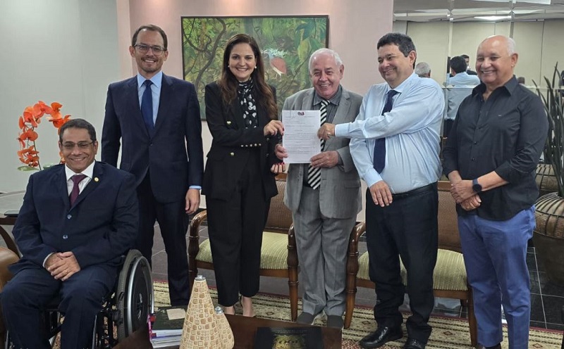 Presidente do TJMT José Zuquim recebe lista sêxtupla dos candidatos a desembargador da OAB/MT