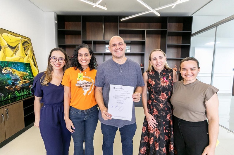 SAÚDE: Prefeito sanciona leis do Dia Paliativista e de Cuidados Paliativos em Cuiabá