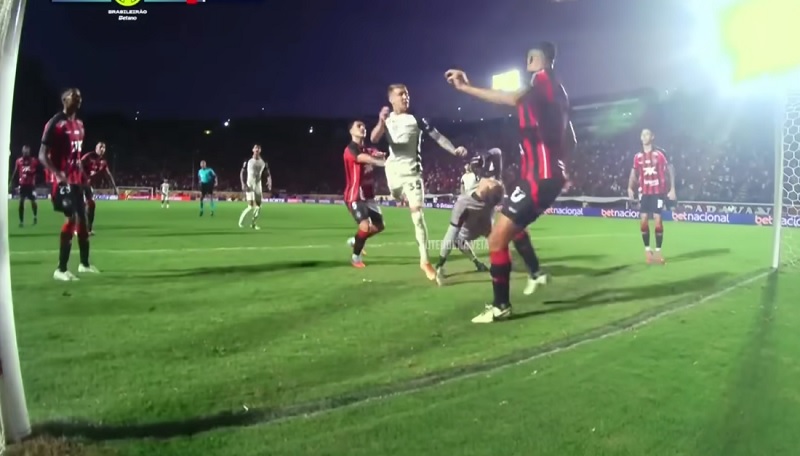 TIMÃO CONSEGUE VITÓRIA HERÓICA NA RAÇA E NA EMOÇÃO COM GOL CHORADO NO FINAL E COM 1 A MENOS