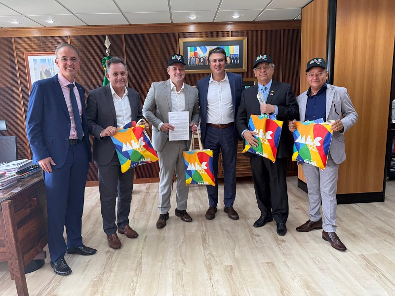 Ministro garante a Jayme Campos cursos de medicina e enfermagem para Mato Grosso