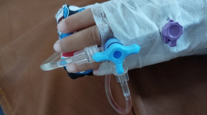 'Estou destruída, parece que tomei a cachaça desse mundo todo', disse vítima de metanol