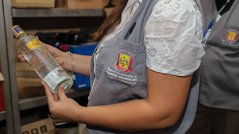 Laudo do laboratório Lacen-MT descarta morte por metanol em paciente de Várzea Grande