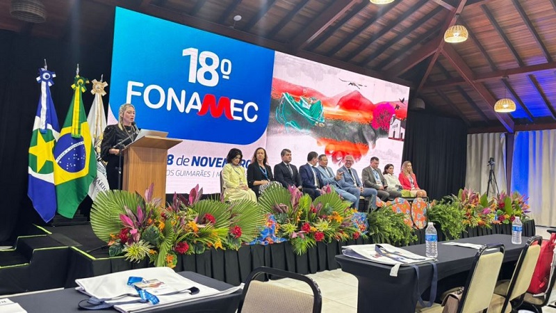 OAB-MT se faz presente na abertura do FONAMEC