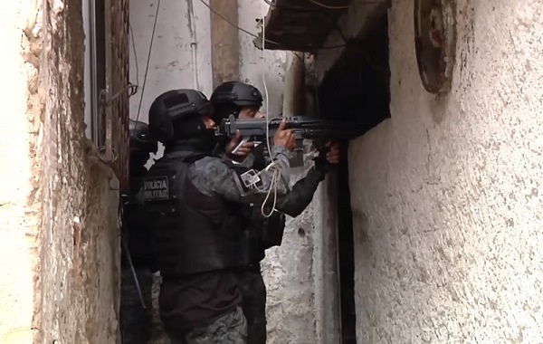 Governador de MT Mauro Mendes apoia operação no RJ de Cláudio Castro e critica PEC da Segurança de Lula