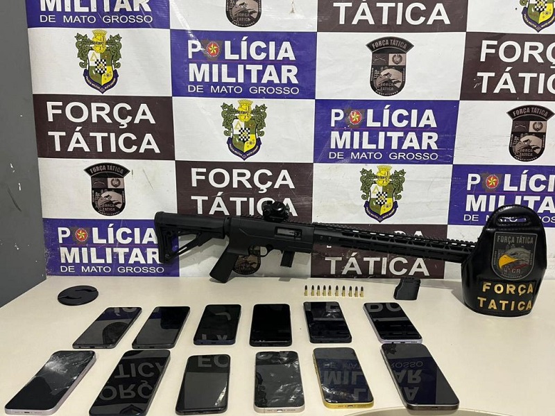 Força Tática prende quatro faccionados, apreende rifle e munições