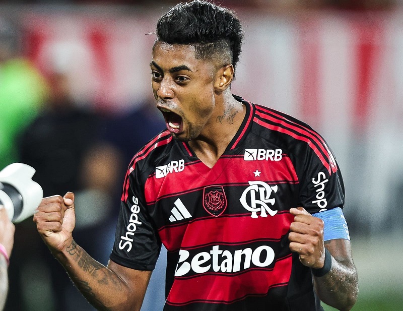 Bruno Henrique do Flamengo é liberado pelo STJD para jogar e aplica multa máxima de R$ 100 mil