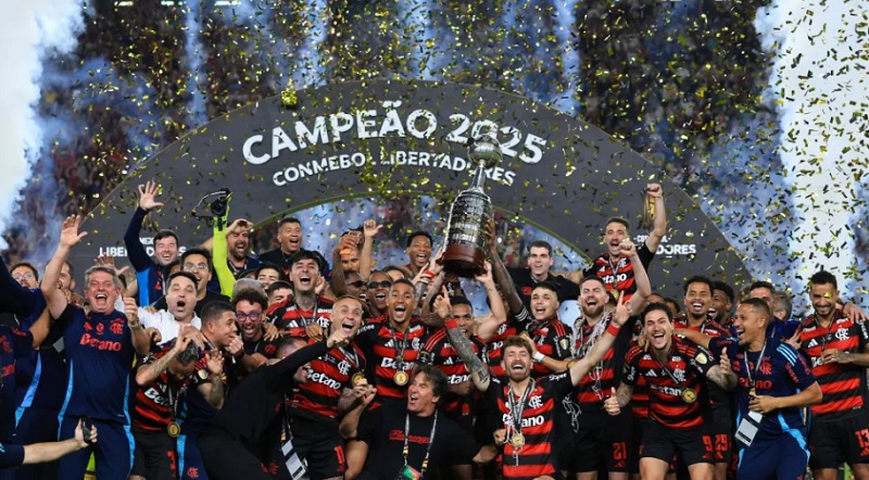 Festa do Flamengo terá desfile em trio elétrico no Centro do Rio neste domingo (30)