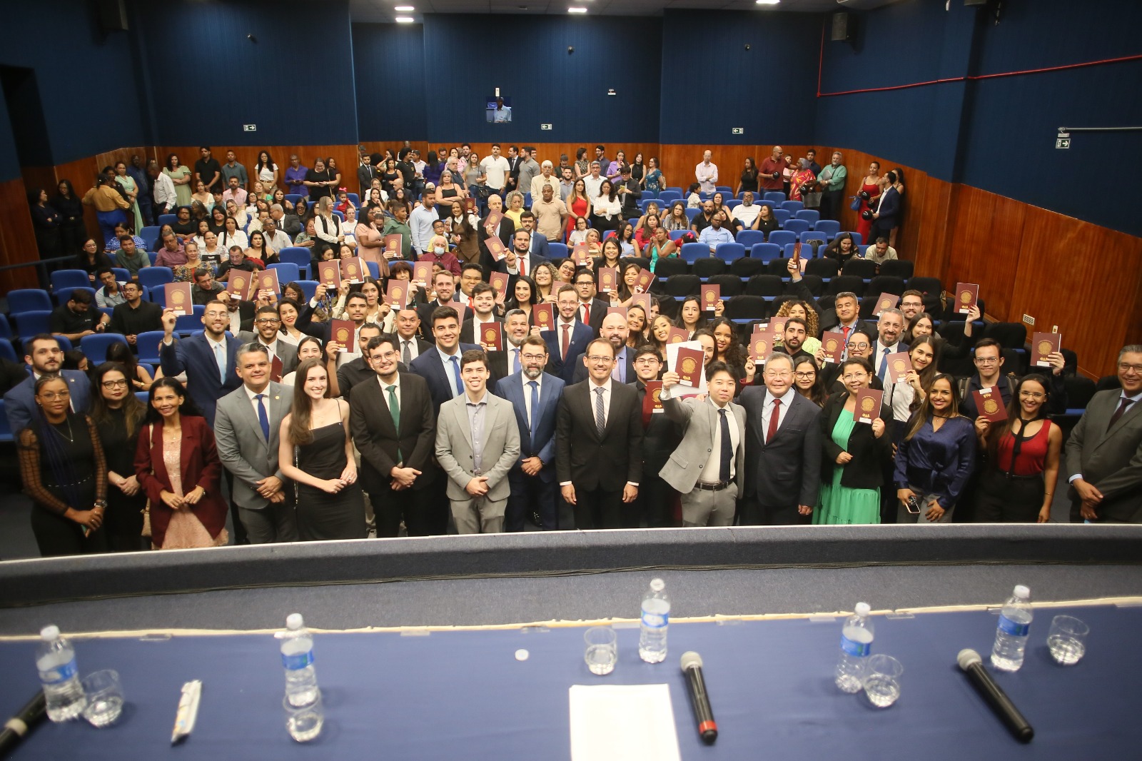 CAA/MT participa da última entrega de carteiras de 2025 da OAB-MT