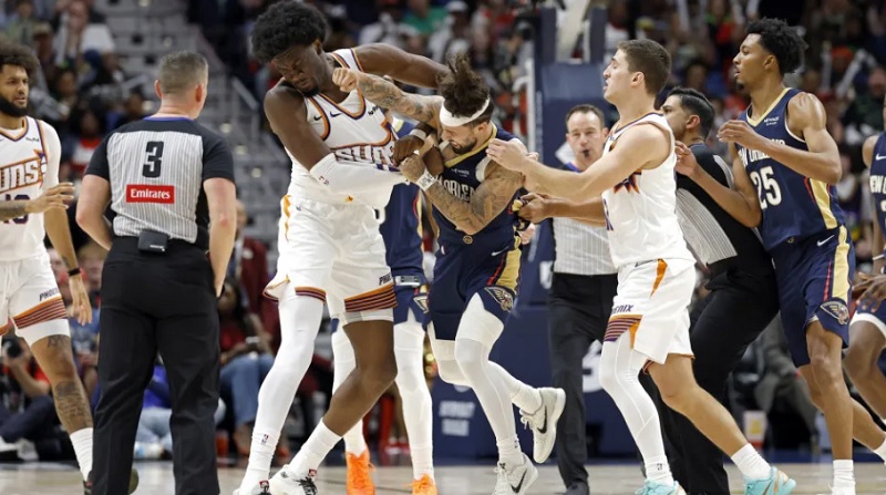Jogadores trocam socos em jogo da NBA entre Pelicans e Suns