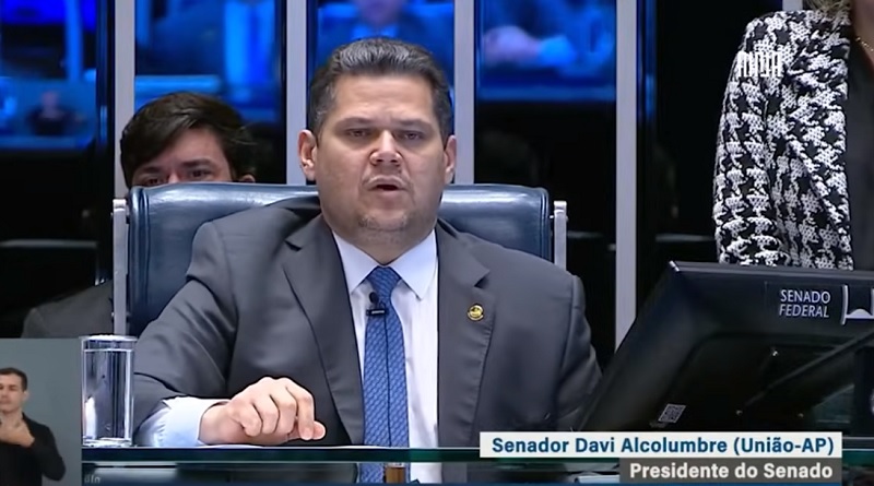 Alcolumbre tenta engatilhar PL da Dosimetria na marra e Presidente da CCJ levanta o tom