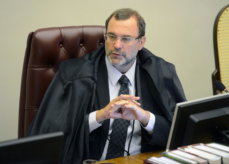 SÓ NO PAPEL NÃO VALE : pena de trabalho comunitário só começa com a execução da atividade, decide STJ